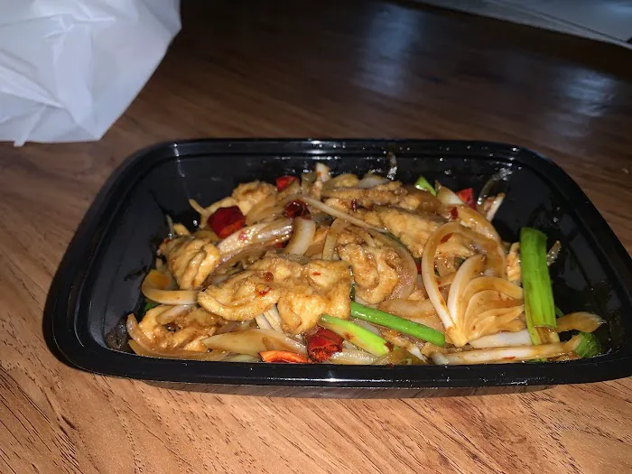 Ding’s Kitchen 4