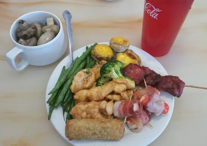Lucky Bamboo Restaurant 3