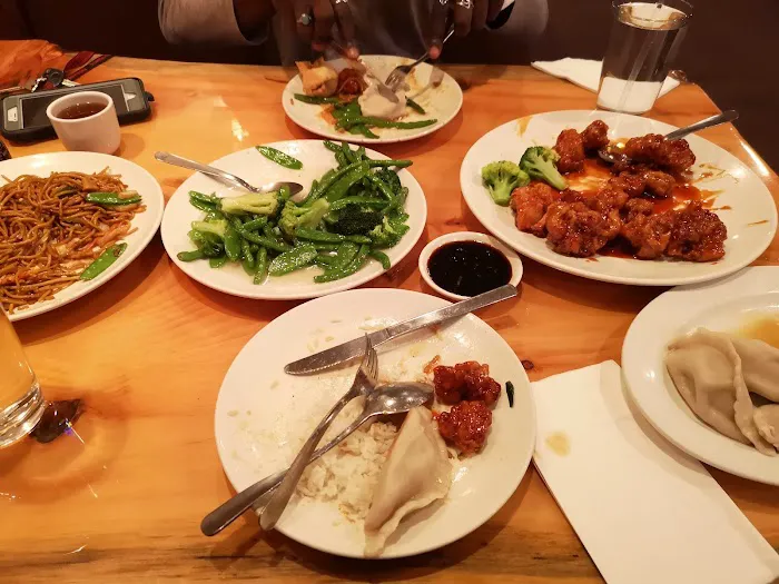 Golden Wok 10