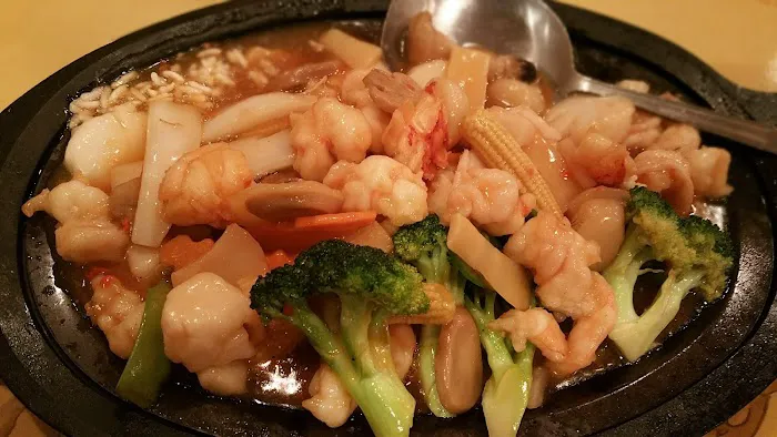 Shangrila Chinese Restaurant 8