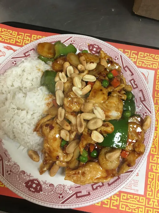 Golden Dragon Restaurant 6