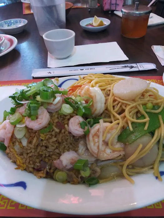 Canton Lee Restaurant 9