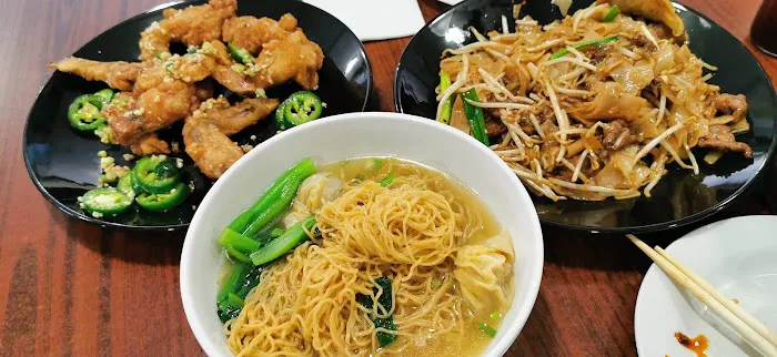 Hong Minh Restaurant 8
