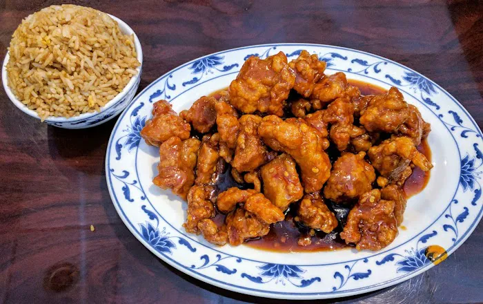 Jade Dragon Chinese Restaurant 10
