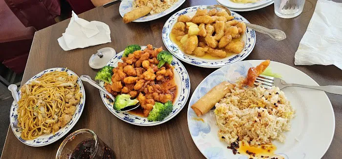 Ying Cafe 6