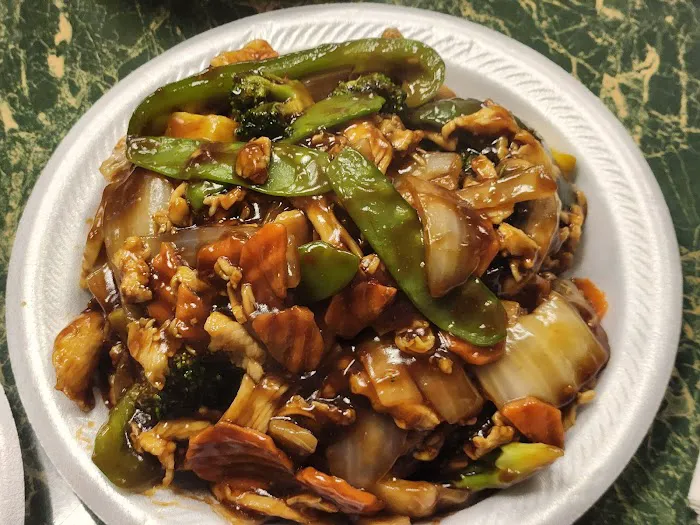 Rainbow Garden Chinese Restaurant 3