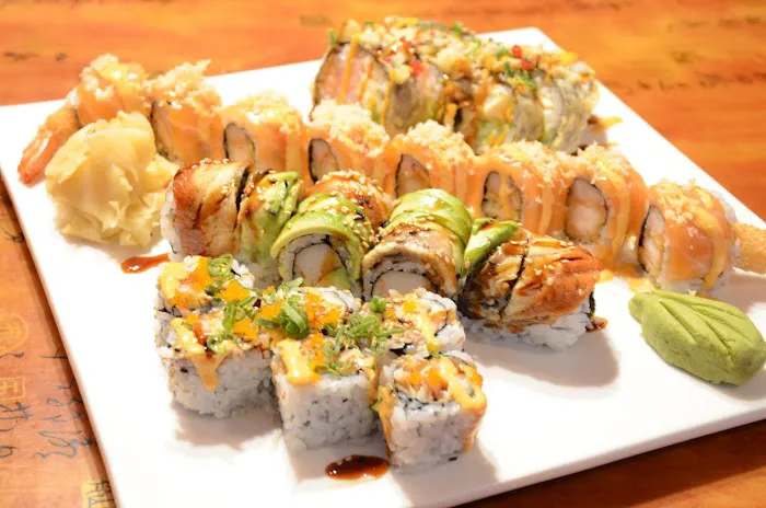 Shanghai Tokyo Chinese Restaurant & Sushi Bar 3