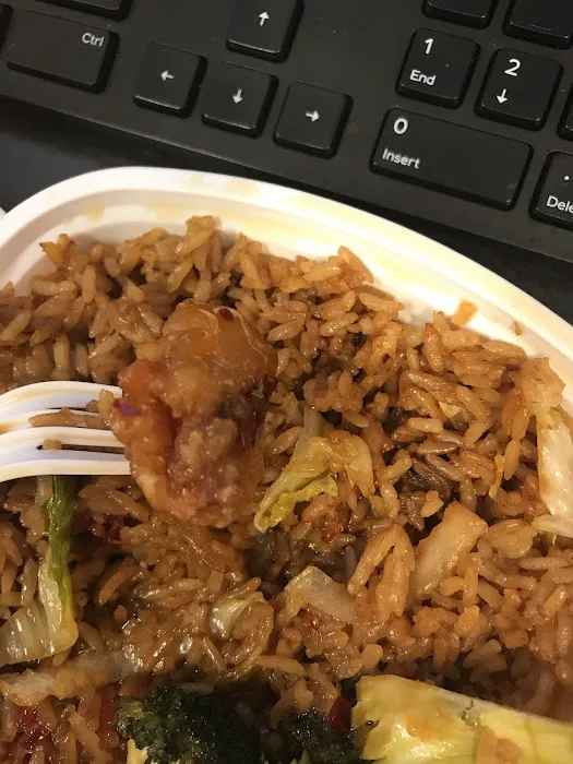 Royal Wok Chinese Restaurant 9