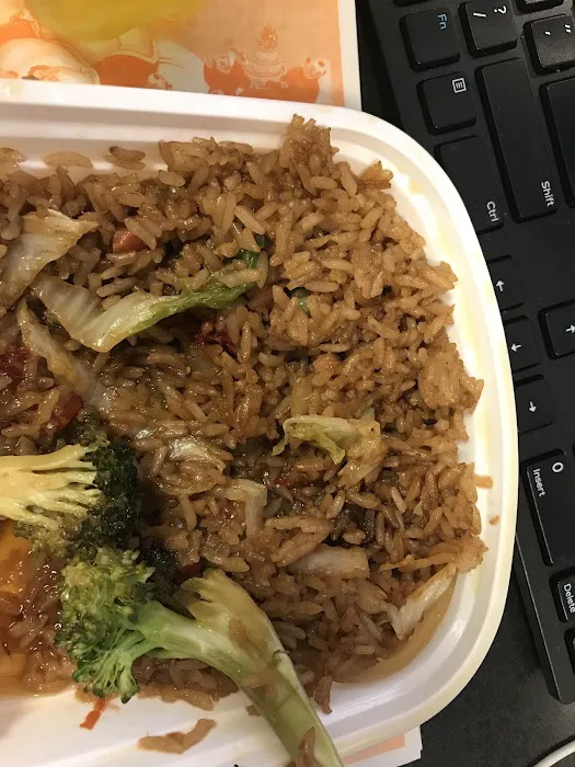 Royal Wok Chinese Restaurant 8
