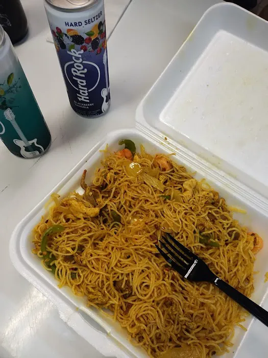 Fong's Chinese Restaurant 4