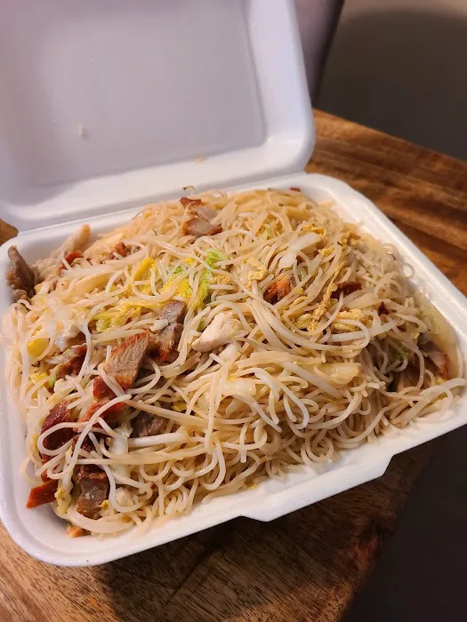 Fong's Chinese Restaurant 9