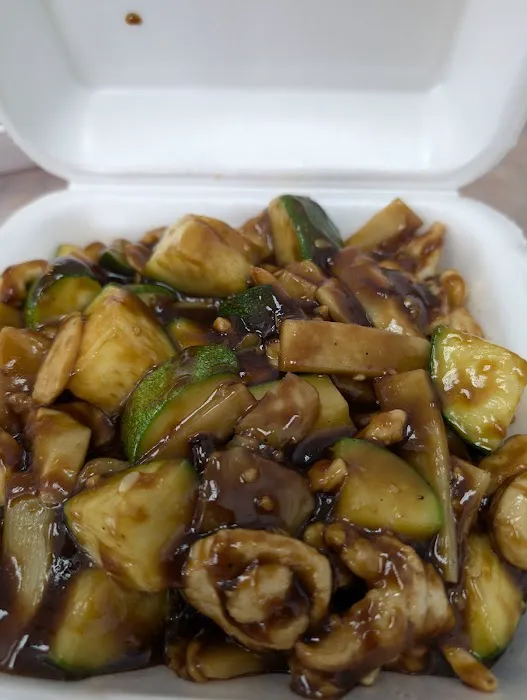 Fong's Chinese Restaurant 7