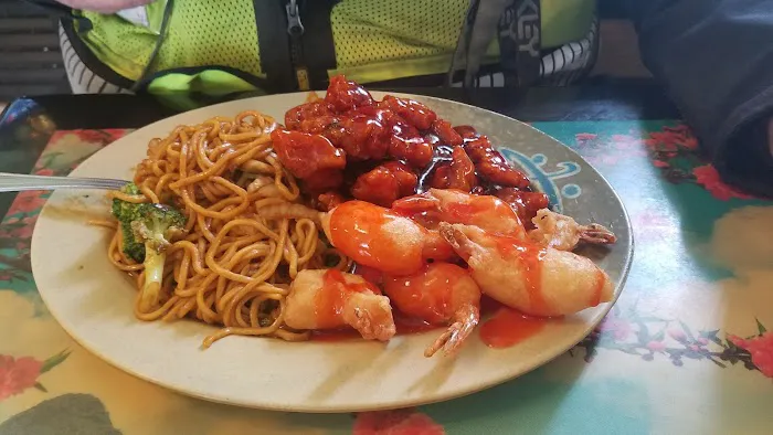 Maggie's China Inn 2