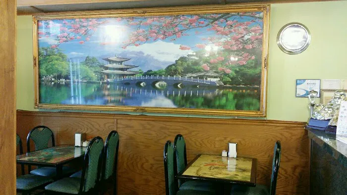 Maggie's China Inn 3