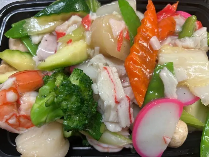 New Style Asian Food - LYNNFIELD 10