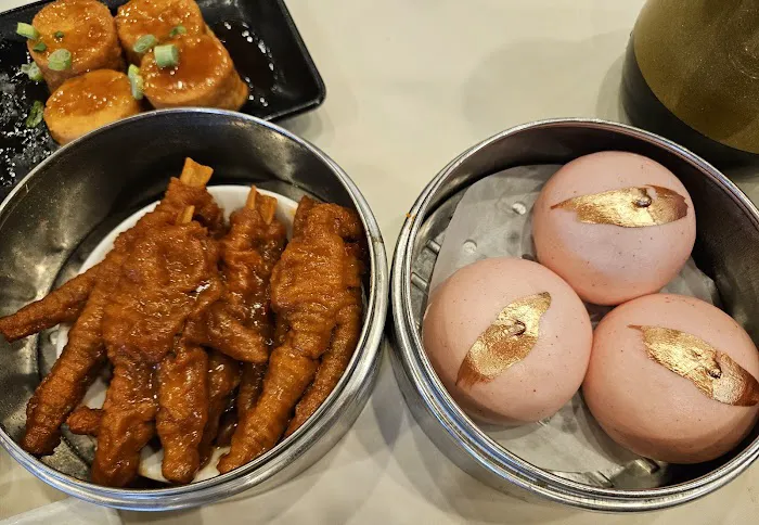 Lunasia Dim Sum House 3