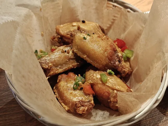 Kue's Chinese Kitchen and Bar 6
