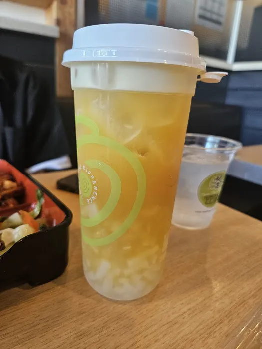 Green Shaker by Ten Ren 2
