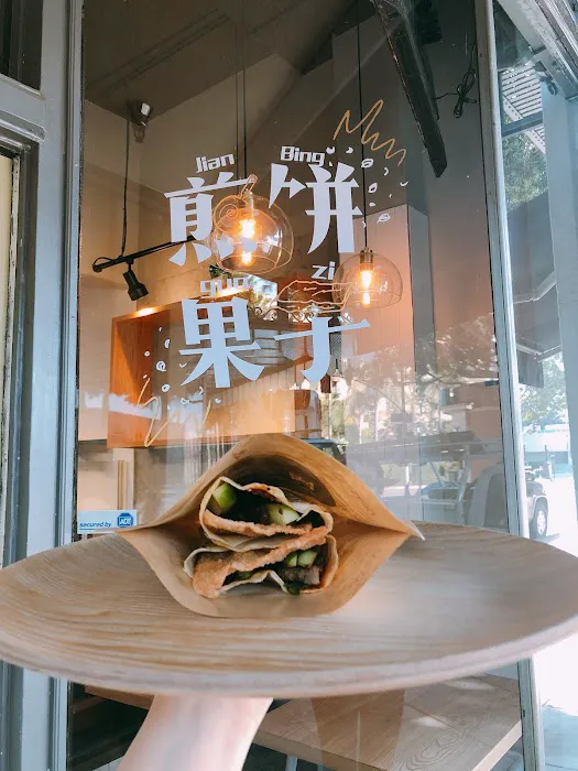 Me + Crêpe 5