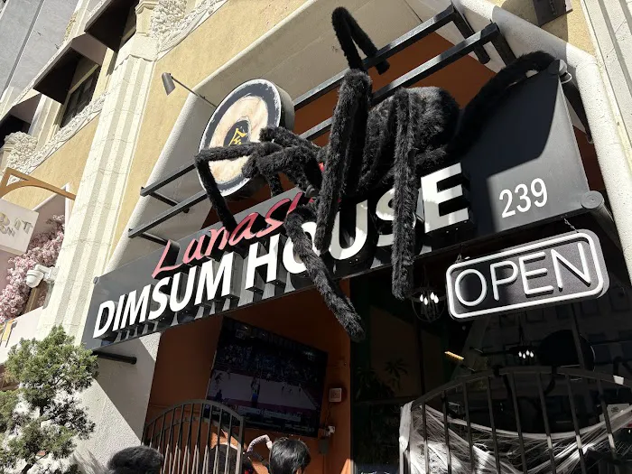 Lunasia Dim Sum House 1