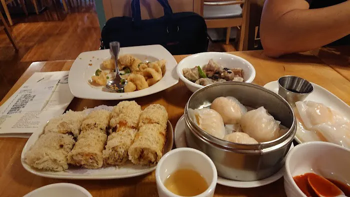 Lunasia Dim Sum House 9