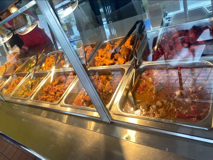 Lee's Chinese Fast Food 9