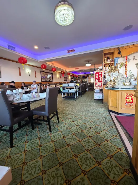 L V Seafood Restaurant 2