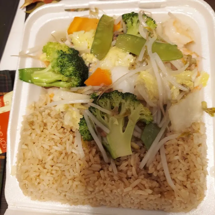Ben's Chinese Food 7