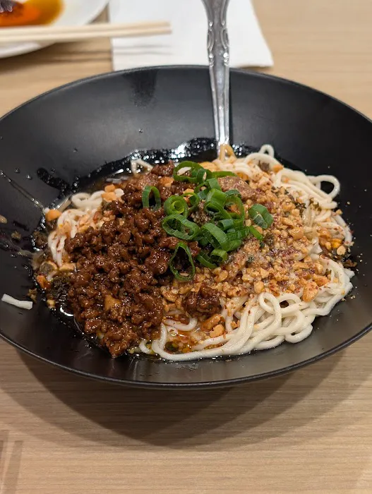 Sunny Dumpling House 小哥包子鋪 9