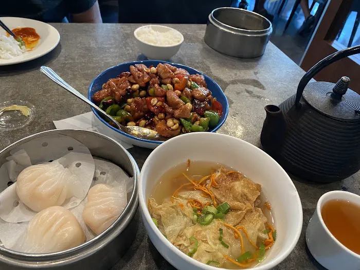 Lunasia Dim Sum House 2
