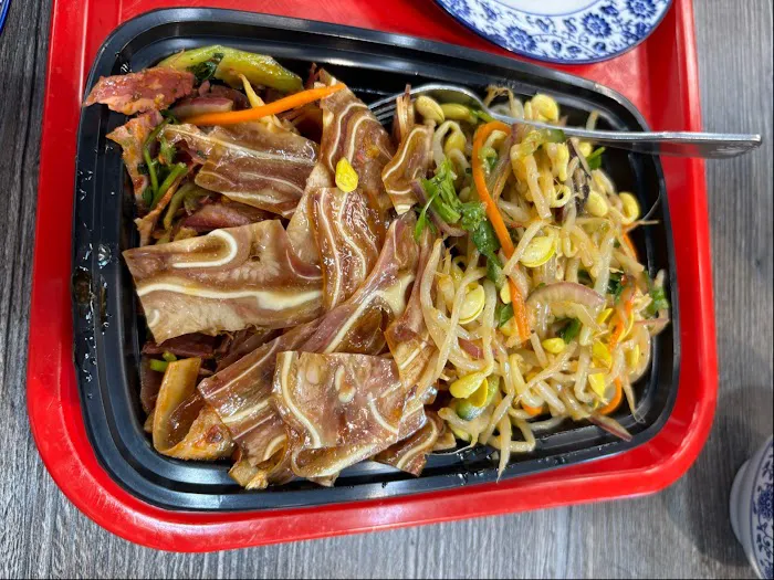 Yummy Noodle Kitchen 8