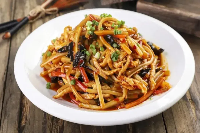 Yummy Noodle Kitchen 5