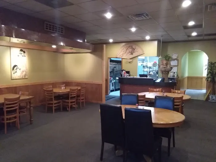 Family Wok Chinese Restaurant 9