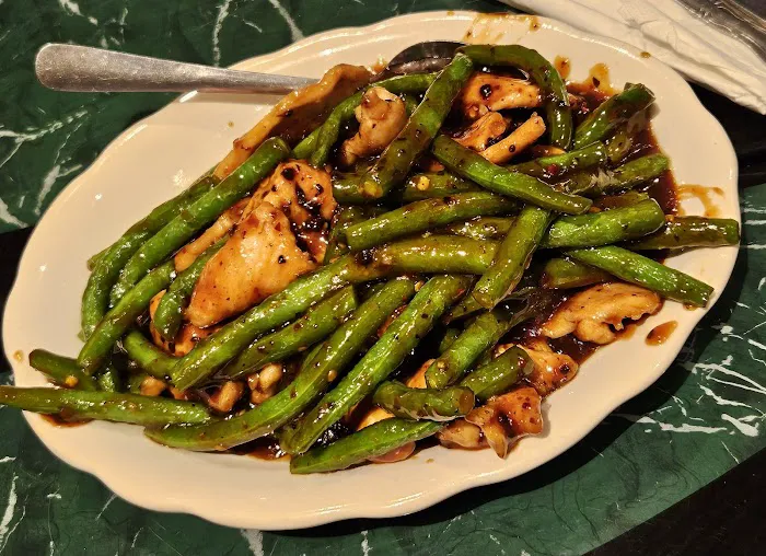 Sister's Chinese Restaurant 4