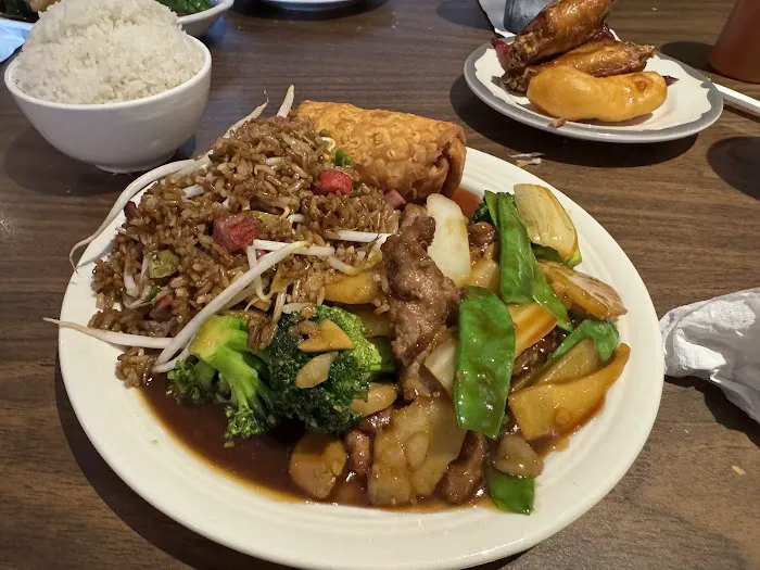 Sister's Chinese Restaurant 2