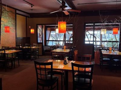 Feng Bistro 0