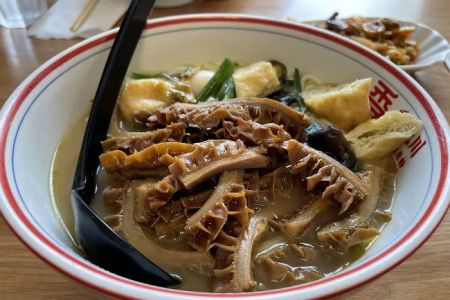 JiBeiChuan Noodle House u5b63u5317u5dddu82b1u80f6u9e21u7c73u7c89