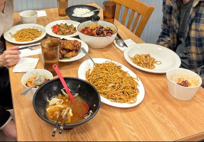 Oxyear foodcourt 6