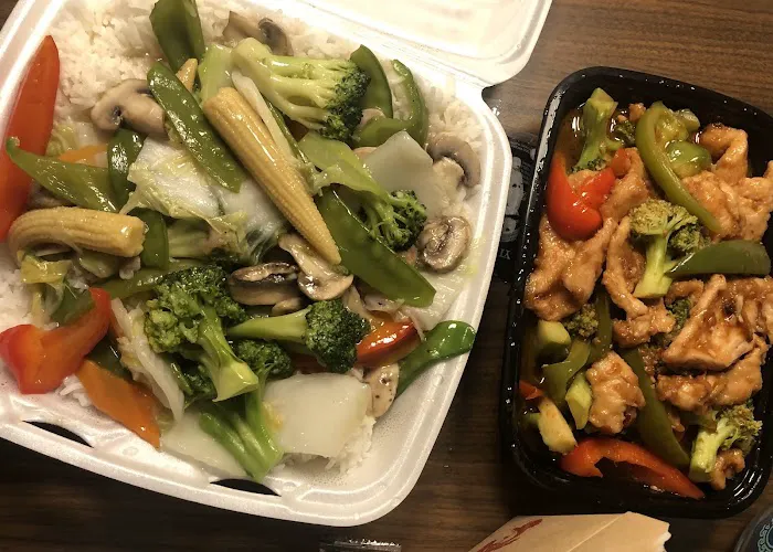 Iyitho Chinese Restaurant 4