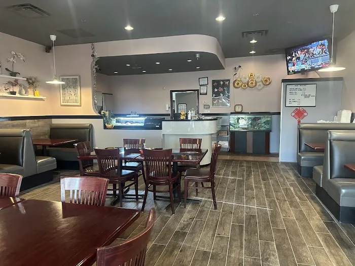 J & M Chinese Restaurant 9