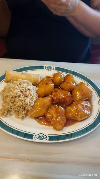 New Golden China Restaurant 3