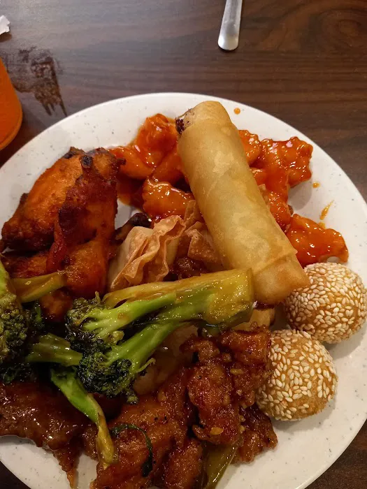 Perris Buffet 6