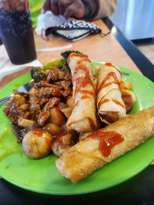 Yang's Kitchen Chinese Restaurant 1
