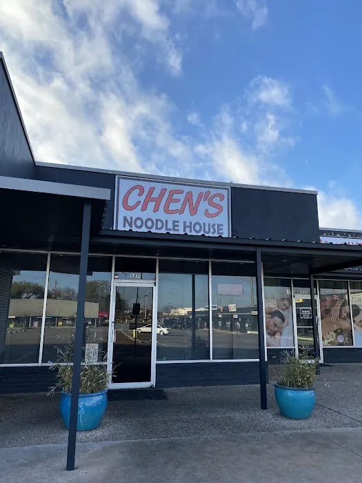 Chen's Noodle House 10
