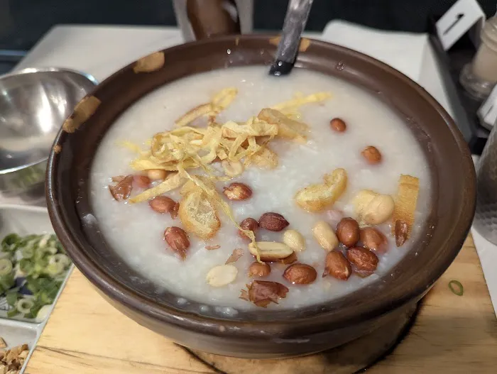 Mingkee Deli 西關明記腸粉 10
