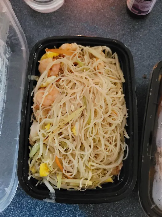Lu's Kitchen 8