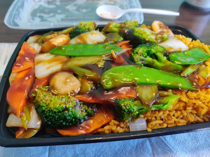 Lan’s Wok 8