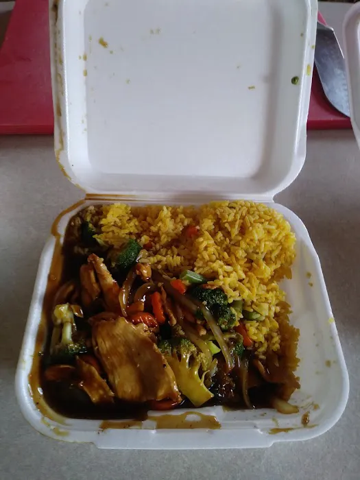 Chan's Garden Restaurant 4