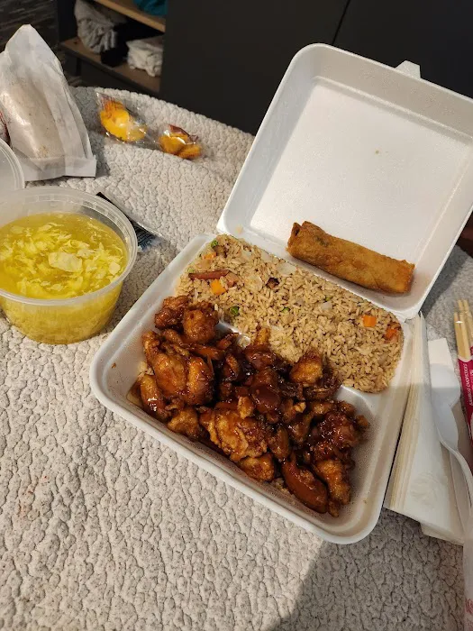 Red Apple Chinese Restaurant 7