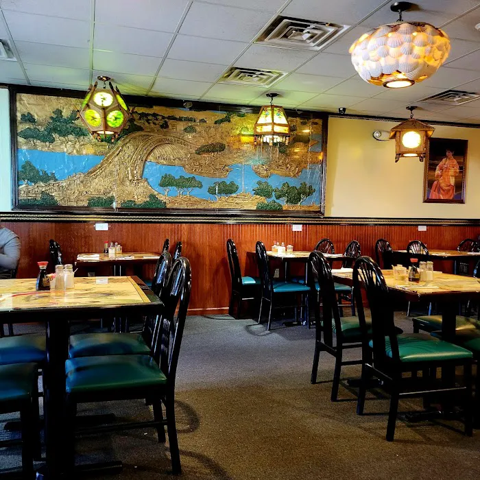 Young's Garden Chinese Restaurant 10